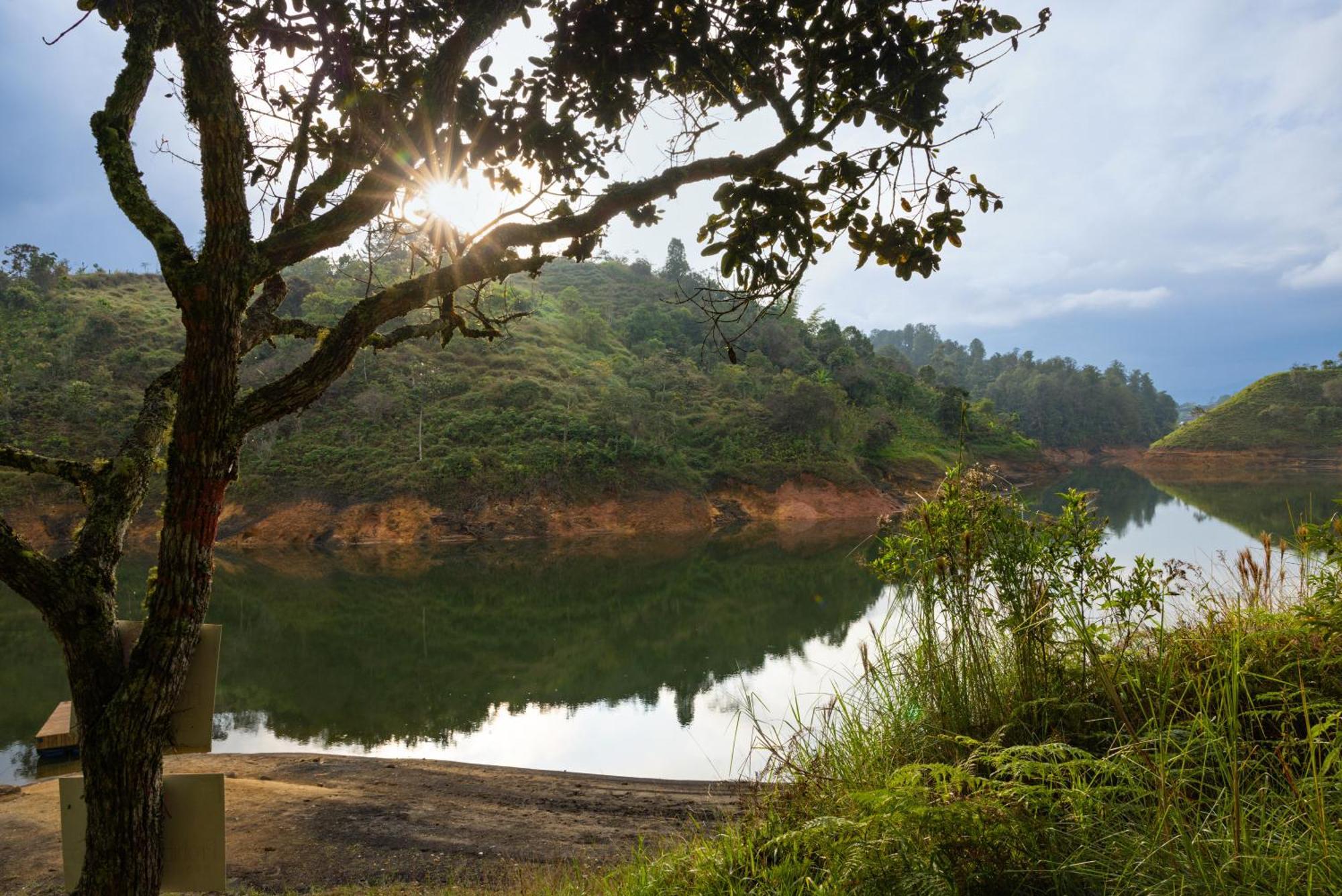 Cabanas Refugio Himalaya Guatapé Zewnętrze zdjęcie